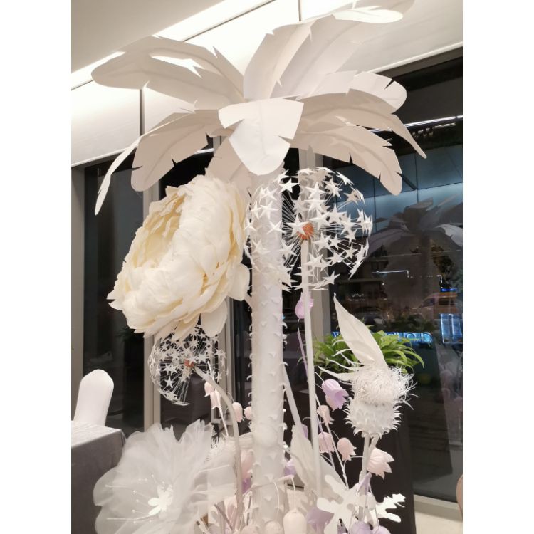 Stort papir kokosnødetræ